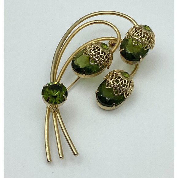 Sarah Coventry Jewelry - 1970s Sarah Coventry Brilliant Cut Olivine Crystal Acorn With GP Cap Brooch Pin